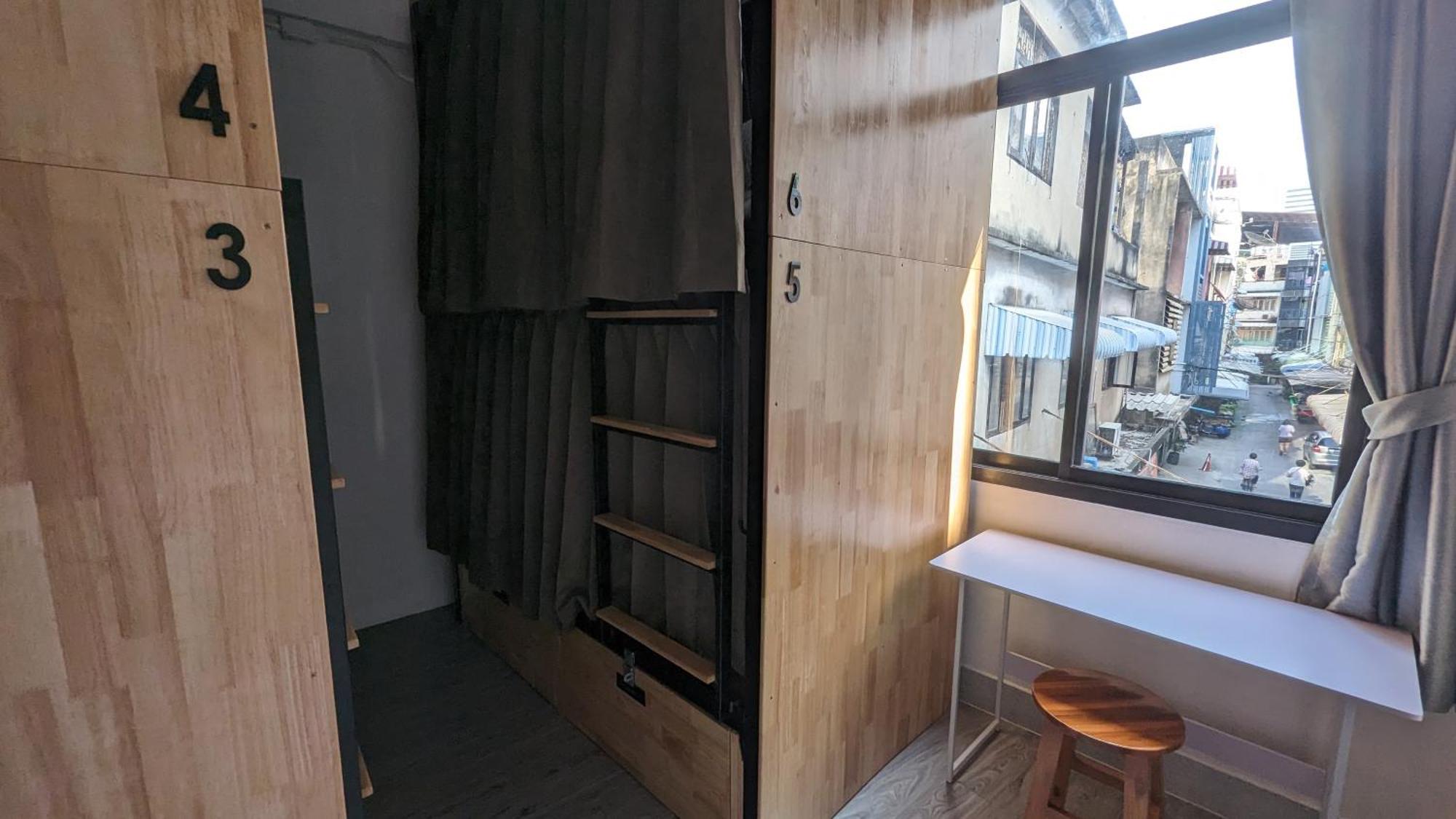 Urban Jungle Hostel Bangkok Zewnętrze zdjęcie